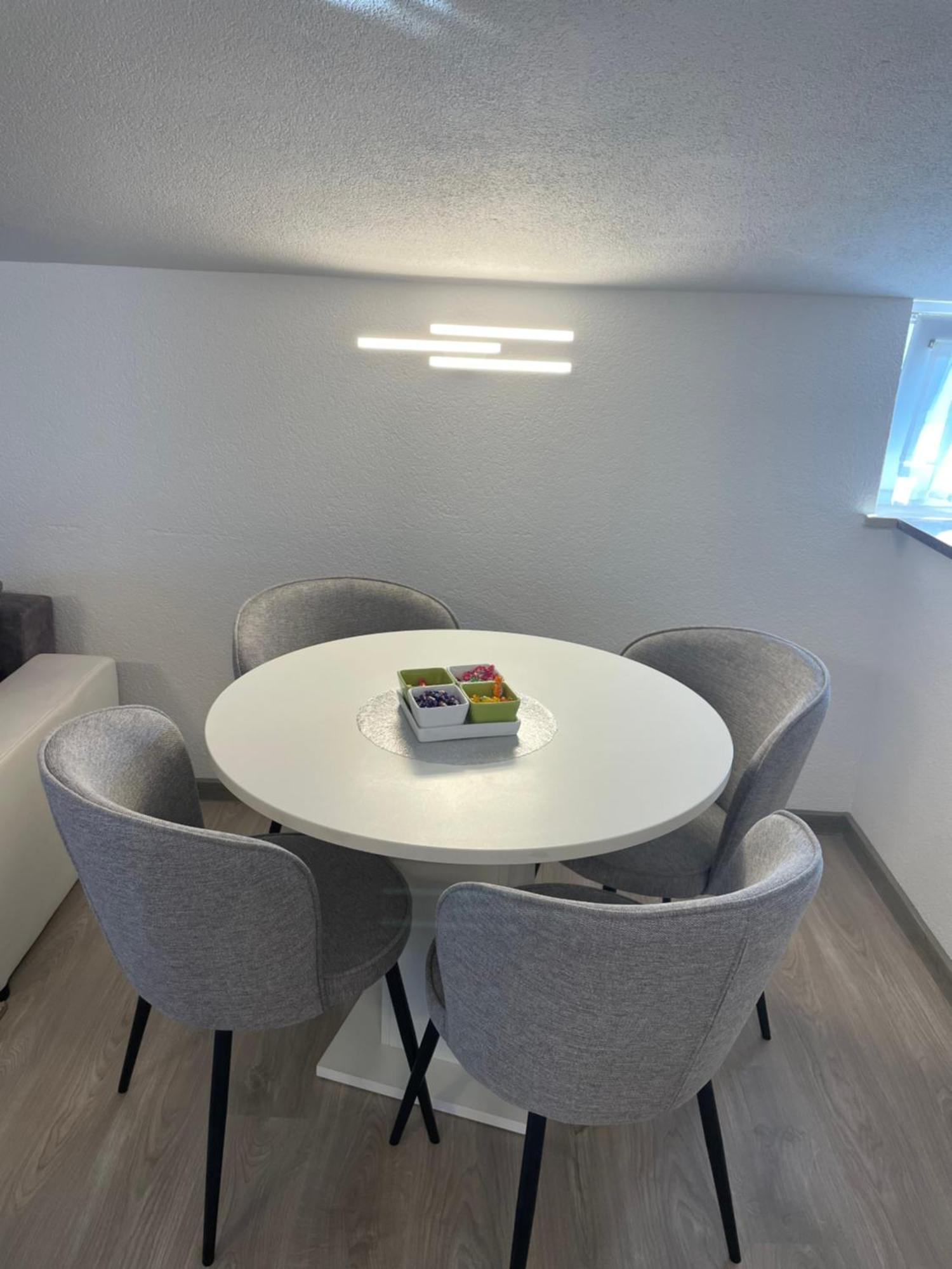 Apartments Dora โปเรช ภายนอก รูปภาพ